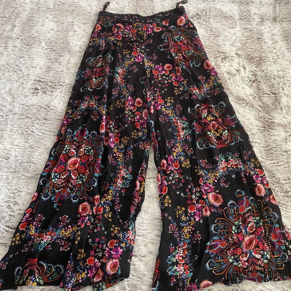 Floral Palazzo Pants